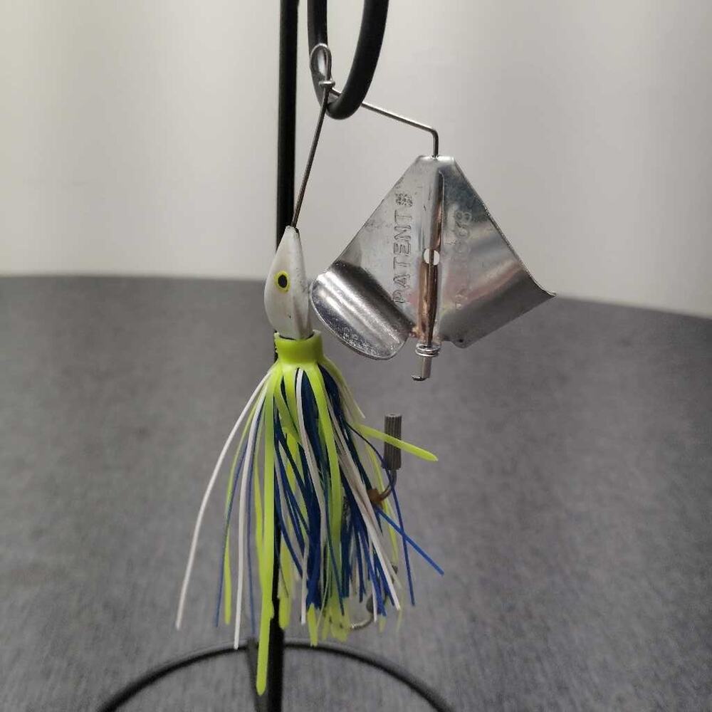 Tandem Blade Spinnerbait Lure Yellow Blue White Skirt Bass Fishing Tackle Patent